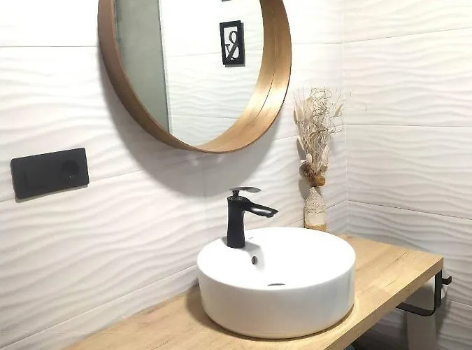 Apartment Precioso Duplex A 2 Min De La Playa De La Caleta