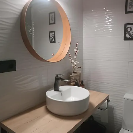 Apartment Precioso Duplex A 2 Min De La Playa De La Caleta *